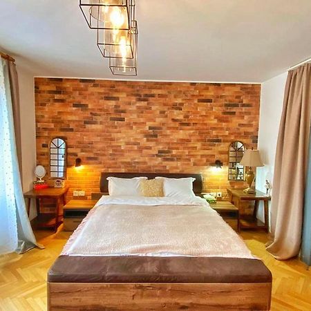City Center Bed And Beyond Bucarest Exterior foto