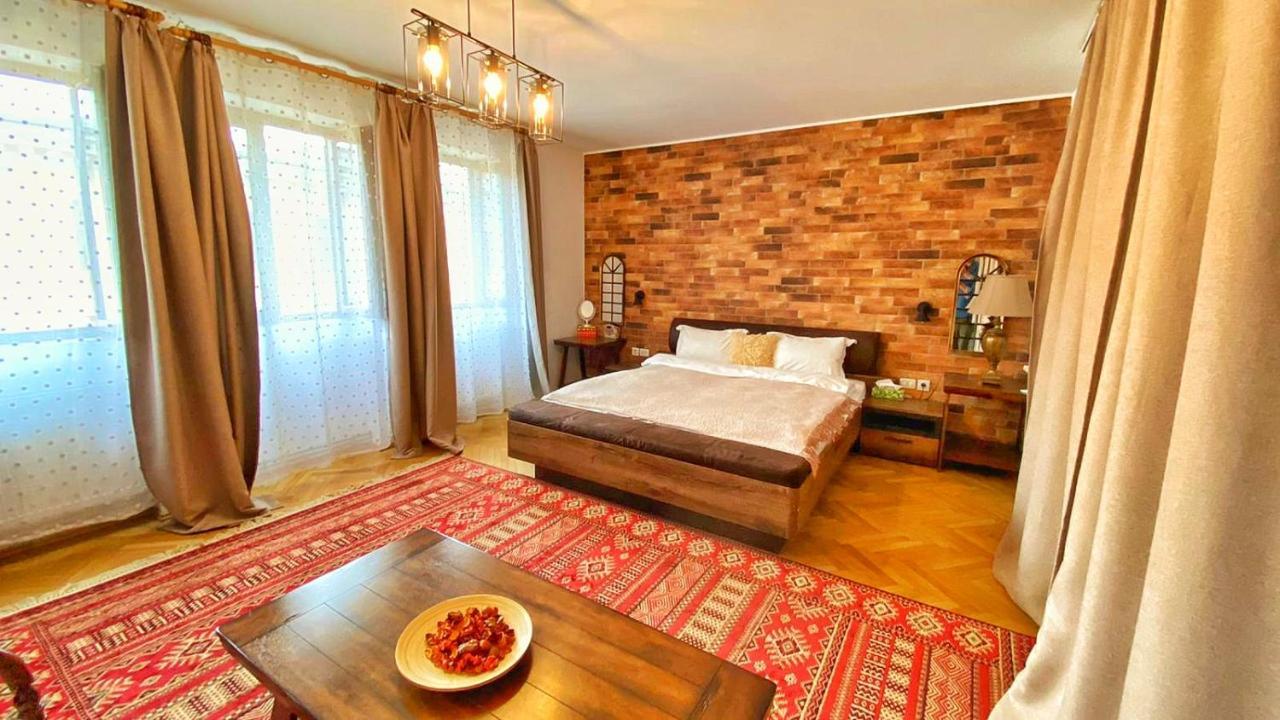 City Center Bed And Beyond Bucarest Exterior foto