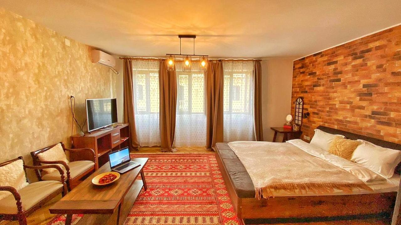City Center Bed And Beyond Bucarest Exterior foto