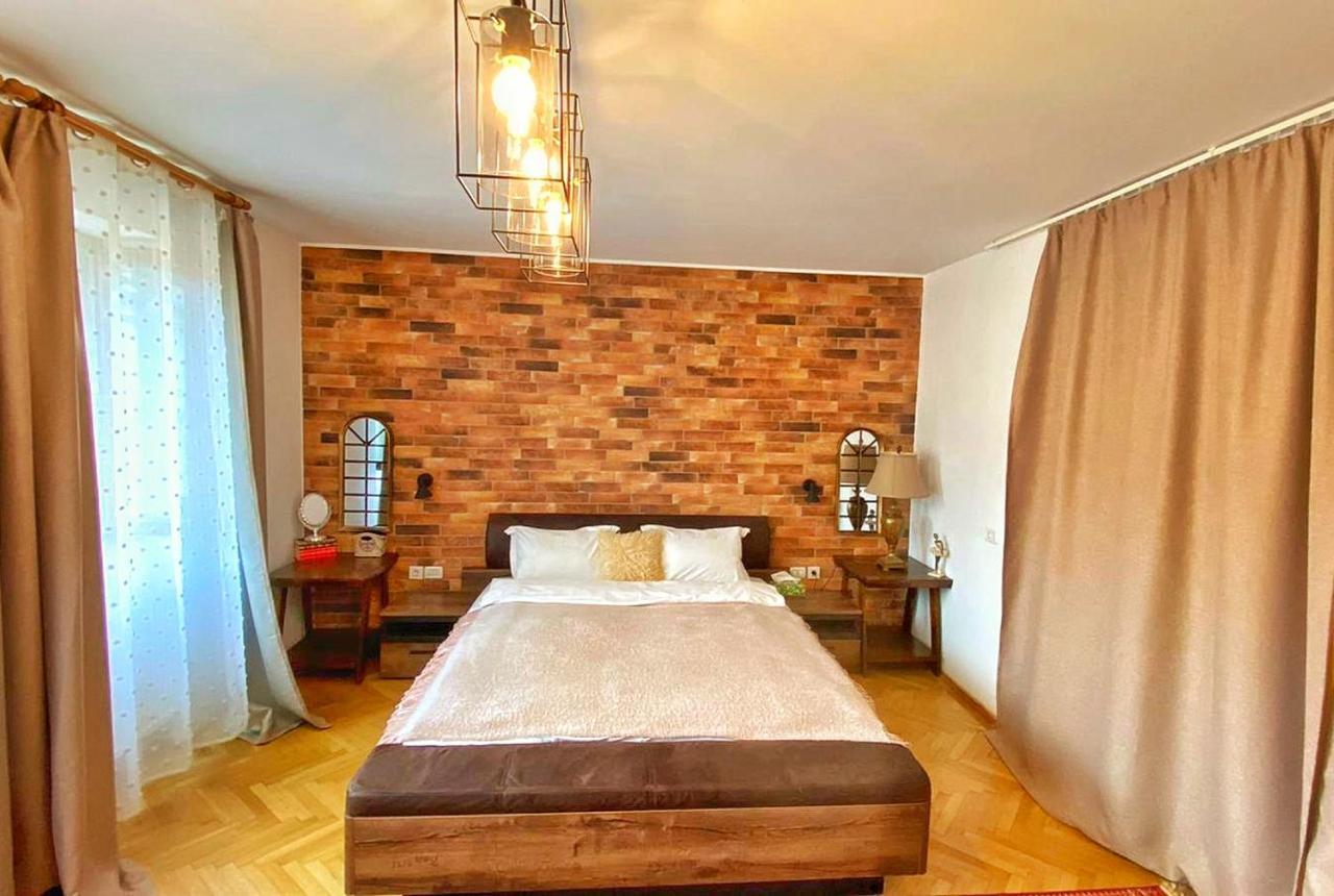 City Center Bed And Beyond Bucarest Exterior foto